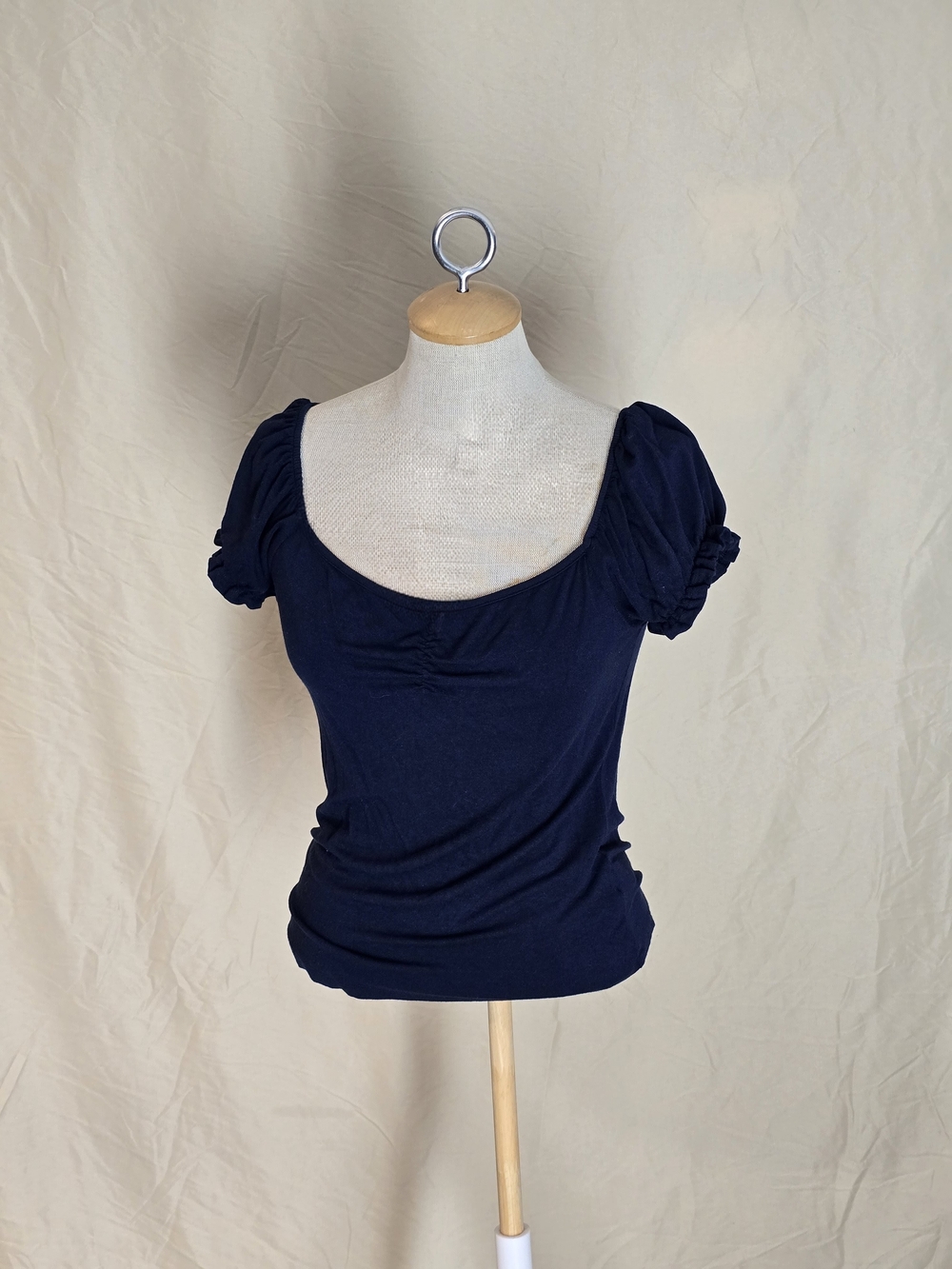 Women’s Navy Scoop Neck Puff Sleeve Tee - Classic Short Sleeve